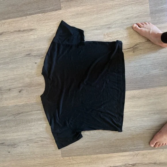 Vuori Energy Tee - Black - Size S - Picture 3 of 3